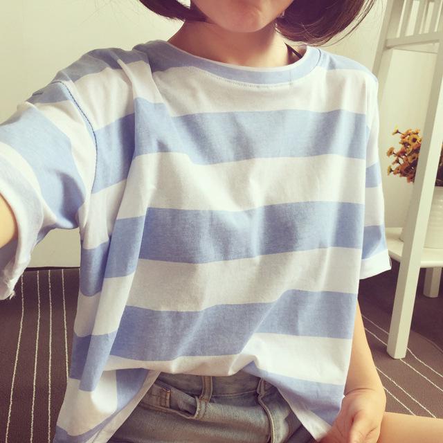 Summer new Korean version women s striped short-sleeved t-shirt women s loose clothes student top one hair XXL світло-синій колір
Summer new Korean version women s striped short-sleeved t-shirt women s loose clothes student top one hair XXL світло-синій колір