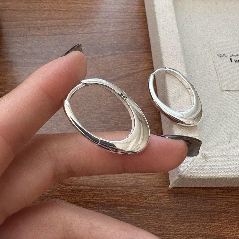 BF CLUB 925 Sterling Silver Heart Earrings For Women Girl Sexy Fashion Trendy Oval Ring Jewelry Gift Wedding pendientes mujer
BF CLUB 925 Sterling Silver Heart Earrings For Women Girl Sexy Fashion Trendy Oval Ring Jewelry Gift Wedding pendientes mujer