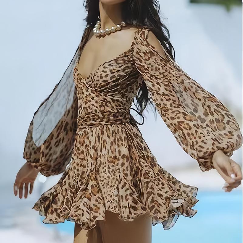 European and American women s hollow V-neck off shoulder lace up lantern sleeve dress XL зелений
European and American women s hollow V-neck off shoulder lace up lantern sleeve dress XL зелений
