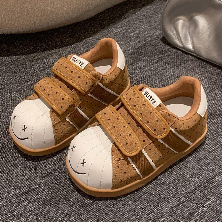 Retro versatile moral training shoes women s year new popular student women s shoes thick baseplate shoes white shoes sports shoes 40
Retro versatile moral training shoes women s year new popular student women s shoes thick baseplate shoes white shoes sports shoes 40