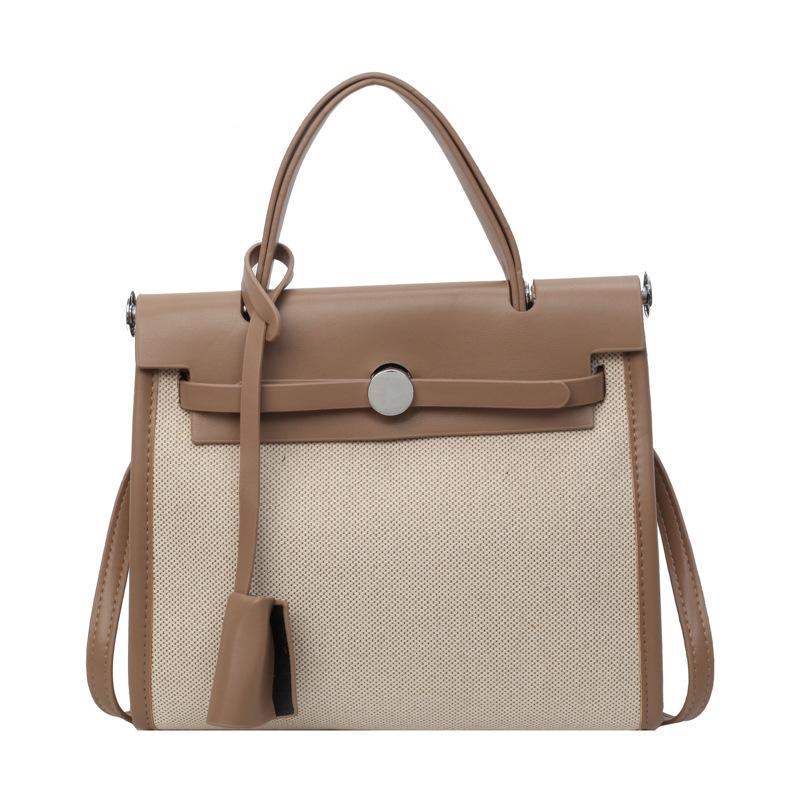 Large capacity commuter women s bag 2025 new trendy fashion casual shoulder messenger bag high texture portable Kelly bag
Large capacity commuter women s bag 2025 new trendy fashion casual shoulder messenger bag high texture portable Kelly bag