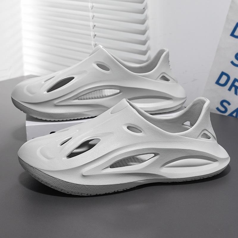 New hole shoes men s wear breathable trend stepping on shit feeling casual sports non-slip coconut bag head hole shoes men 44/45
New hole shoes men s wear breathable trend stepping on shit feeling casual sports non-slip coconut bag head hole shoes men 44/45