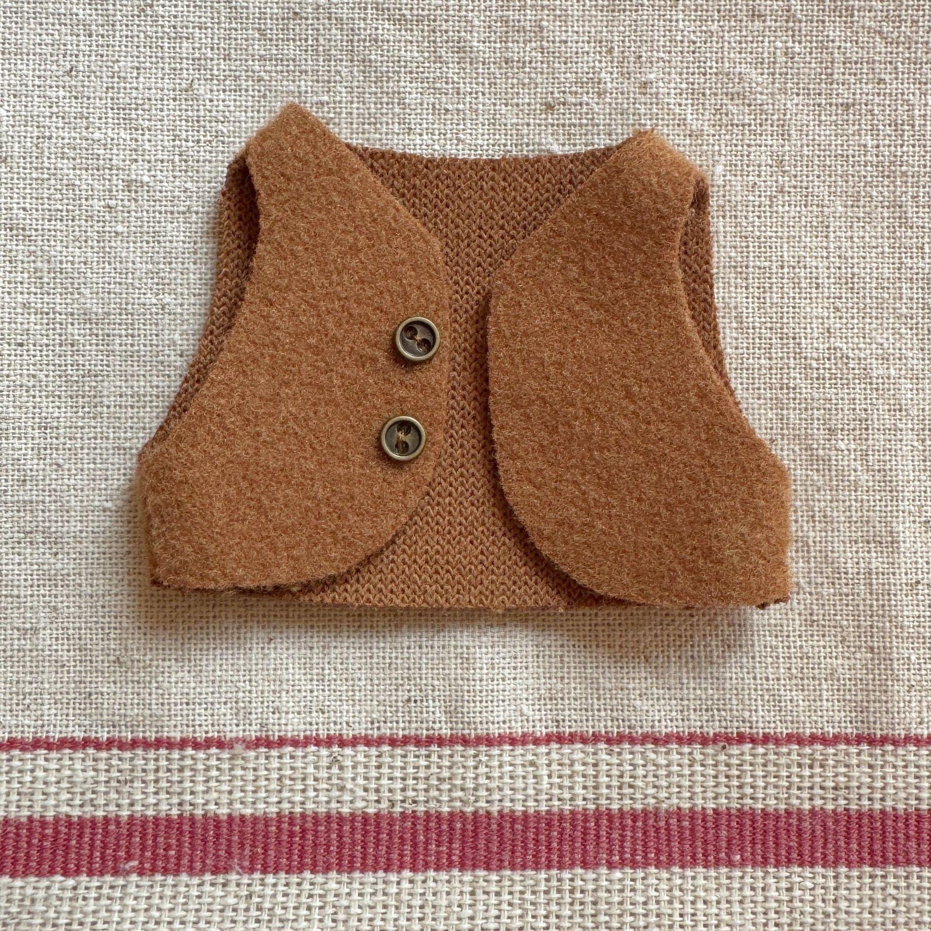 Майка без рукавів Костюм для ляльки Бавовняна м яка лялька 15 см Одяг для ляльки 10~15 см Подарунок коричневий
Майка без рукавів Костюм для ляльки Бавовняна м яка лялька 15 см Одяг для ляльки 10~15 см Подарунок коричневий