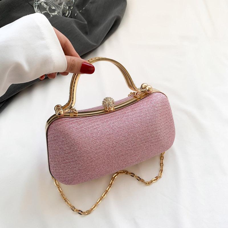 Simple oblique cross-foreign commuter small square bag, popular bag 2025 this summer, new trendy fashion shoulder bag розовый
Simple oblique cross-foreign commuter small square bag, popular bag 2025 this summer, new trendy fashion shoulder bag розовый