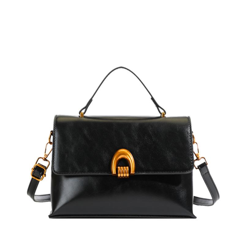 Осень и зима новая мода масло воск кожа маленькая квадратная сумка простой замок сумочка повседневная мягкая кожа на плечо сумка через плечо чёрный
Осень и зима новая мода масло воск кожа маленькая квадратная сумка простой замок сумочка повседневная мягкая кожа на плечо сумка через плечо чёрный