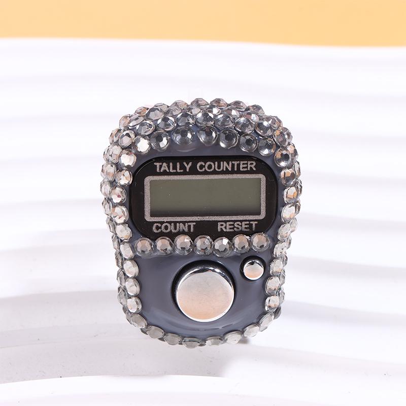 7 Colors Available Sparkling Rhinestone Finger Counter Portable Resettable Clicker Fitness/Prayer/Activity Counting Tool сірий колір
7 Colors Available Sparkling Rhinestone Finger Counter Portable Resettable Clicker Fitness/Prayer/Activity Counting Tool сірий колір