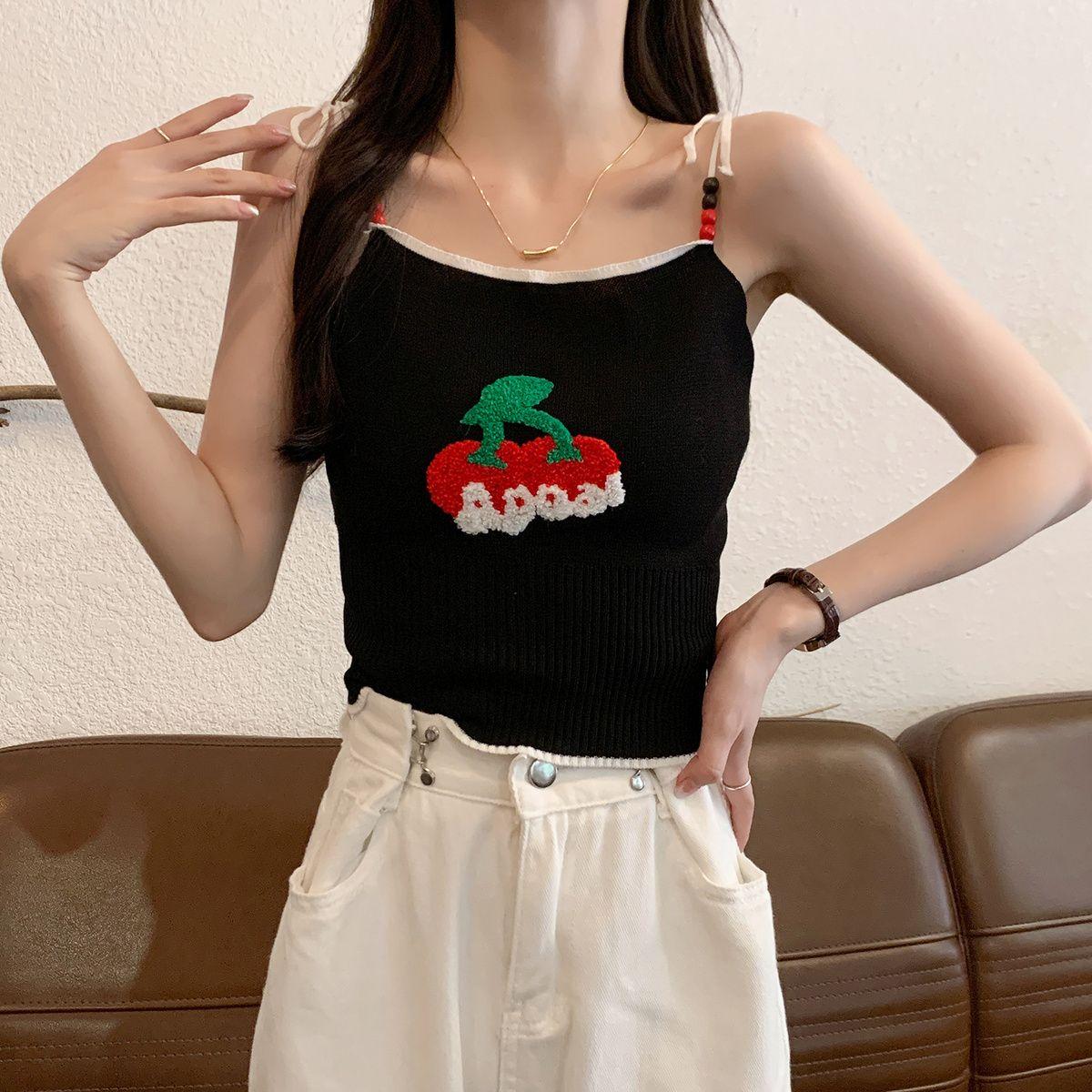 Women s Summer Japanese Sweet Spicy Short Top Design Sense Color Block Cherry Jacquard Beaded Strappy Knit Camisole S чорний
Women s Summer Japanese Sweet Spicy Short Top Design Sense Color Block Cherry Jacquard Beaded Strappy Knit Camisole S чорний