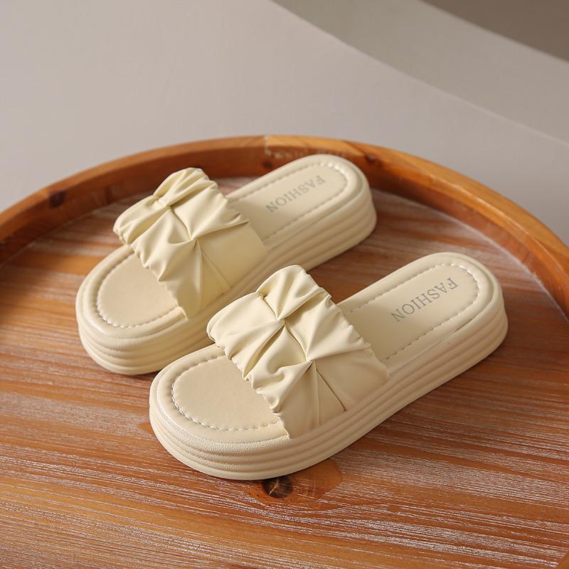 Slippers women s summer wear 2025 new fashion thick-bottomed muffin sandals Internet celebrity super fire beach folds one-word drag 35 светло-желтого
Slippers women s summer wear 2025 new fashion thick-bottomed muffin sandals Internet celebrity super fire beach folds one-word drag 35 светло-желтого