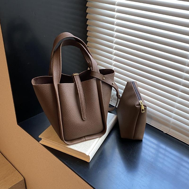 Premium niche design Korean ins portable vegetable basket bags large capacity child and mother bag crossbody shoulder bucket bag коричневий
Premium niche design Korean ins portable vegetable basket bags large capacity child and mother bag crossbody shoulder bucket bag коричневий