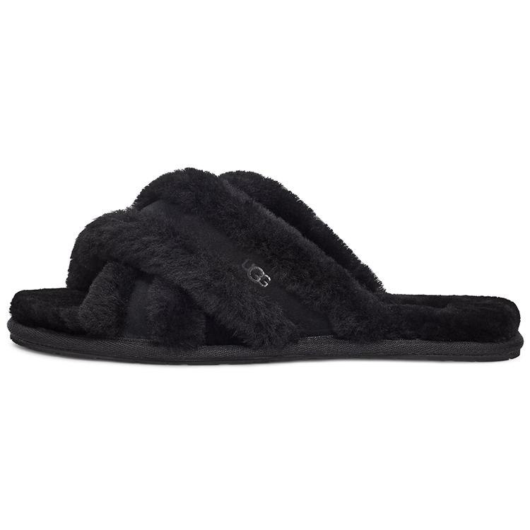 UGG Scuffita Shearling Slippers 1123572-BLK 38
UGG Scuffita Shearling Slippers 1123572-BLK 38