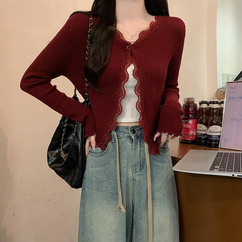 {Six Wool} Sweater Women s Autumn and Winter 2025 Splicing Lace Crew Neck Cardigan Short Warm Knitted Sweater one size fits all
{Six Wool} Sweater Women s Autumn and Winter 2025 Splicing Lace Crew Neck Cardigan Short Warm Knitted Sweater one size fits all