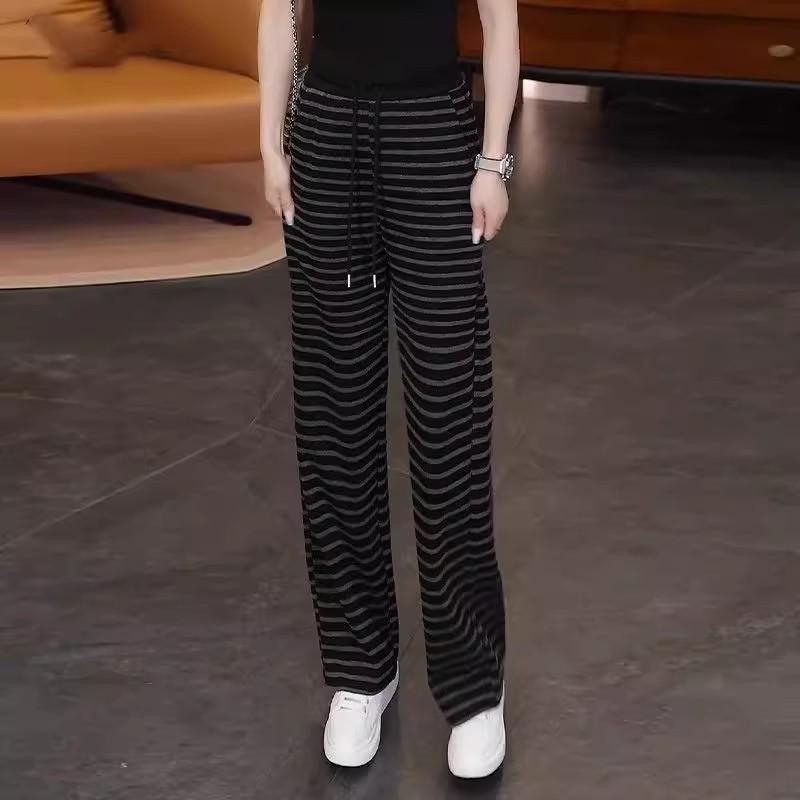 Women s High-Waisted Striped Wide-Leg Pants - Autumn/Winter 2025 Casual Fashion 26/S (Fits 85-95 lbs)
Women s High-Waisted Striped Wide-Leg Pants - Autumn/Winter 2025 Casual Fashion 26/S (Fits 85-95 lbs)