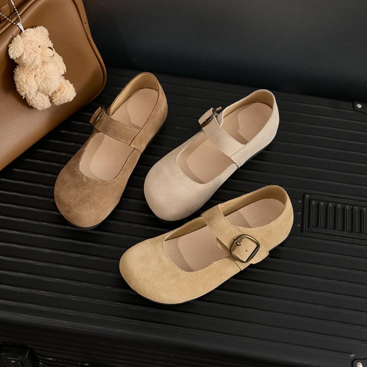 Mary Jane leather Birkenstocks new autumn retro soft-soled single shoes inner height increase flat bottom one pedal grandma shoes 34 верблюд
Mary Jane leather Birkenstocks new autumn retro soft-soled single shoes inner height increase flat bottom one pedal grandma shoes 34 верблюд