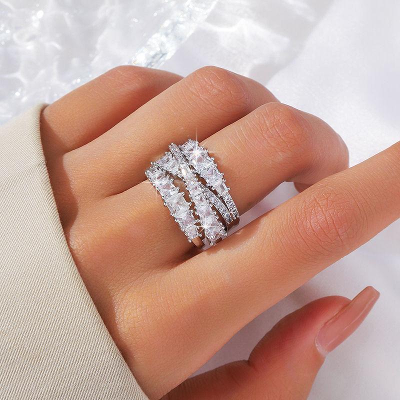 SCIONE Women Ring Advanced Luxury Colorfast Full Damiond Zircon Multi-layer Ring Fashion Joker Ring Jewelry 6 золотой
SCIONE Women Ring Advanced Luxury Colorfast Full Damiond Zircon Multi-layer Ring Fashion Joker Ring Jewelry 6 золотой