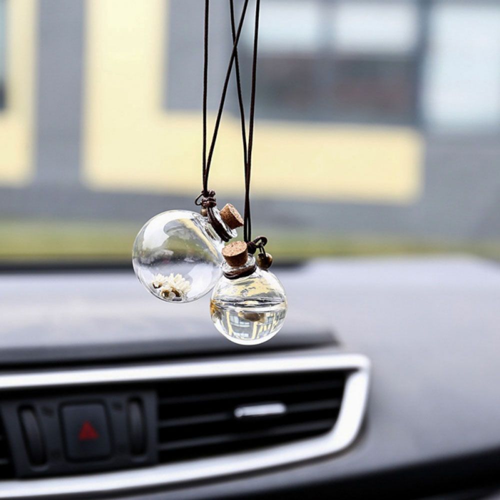 Hanging Car-styling Perfume Pendant Car Perfume Bottle Automobiles Ornaments Auto Decoration
Hanging Car-styling Perfume Pendant Car Perfume Bottle Automobiles Ornaments Auto Decoration