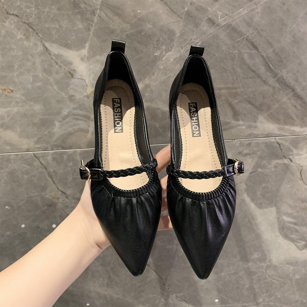 Женские туфли-лодочки с острым носком из искусственной кожи на квадратном каблуке, повседневная обувь, модные женские туфли на низком каблуке для вечеринок и свадеб, повседневная обувь на толстом каблуке 40
Женские туфли-лодочки с острым носком из искусственной кожи на квадратном каблуке, повседневная обувь, модные женские туфли на низком каблуке для вечеринок и свадеб, повседневная обувь на толстом каблуке 40