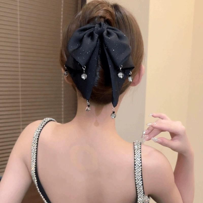 Атласний Дельта Перлинної річки Захоплення Кліп Жіночий Задня частина голови Затискач для волосся Акула Мода Темперамент Легка Розкіш Шпилька Головний убір
Атласний Дельта Перлинної річки Захоплення Кліп Жіночий Задня частина голови Затискач для волосся Акула Мода Темперамент Легка Розкіш Шпилька Головний убір