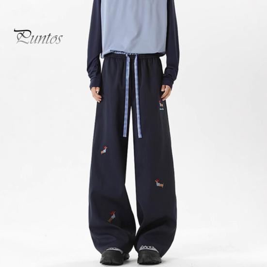 Men s Casual Baggy Pants Drawstring Waist Trousers with Cartoon Dachshund Embroidery Loose Fit Streetwear Pants for Vacation Travel School M темно-синього кольору
Men s Casual Baggy Pants Drawstring Waist Trousers with Cartoon Dachshund Embroidery Loose Fit Streetwear Pants for Vacation Travel School M темно-синього кольору