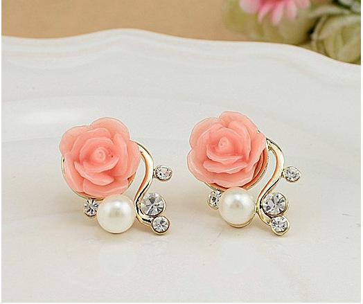 Korean Fashion Zircon Exaggerated Earrings New Style Korean Women Ol Pink Rose Imitation Pearl Crystal Earrings Wholesale розовый
Korean Fashion Zircon Exaggerated Earrings New Style Korean Women Ol Pink Rose Imitation Pearl Crystal Earrings Wholesale розовый