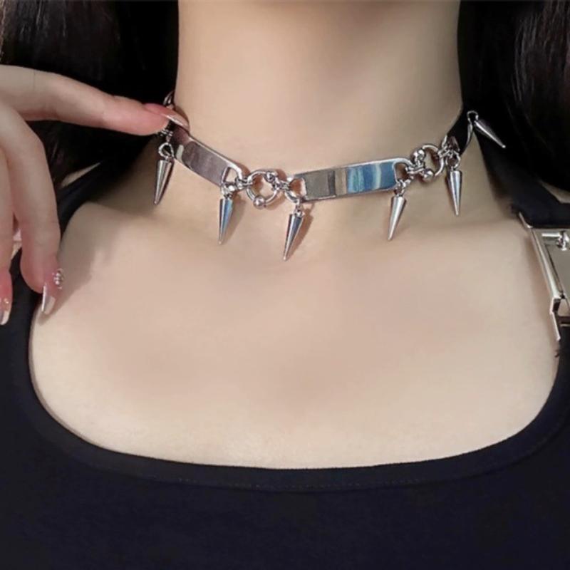 Personalized Punk Style Spike Pendant Chain Splicing Necklace, Women s Trendy Hip Hop Festival Party Accessories Gift
Personalized Punk Style Spike Pendant Chain Splicing Necklace, Women s Trendy Hip Hop Festival Party Accessories Gift