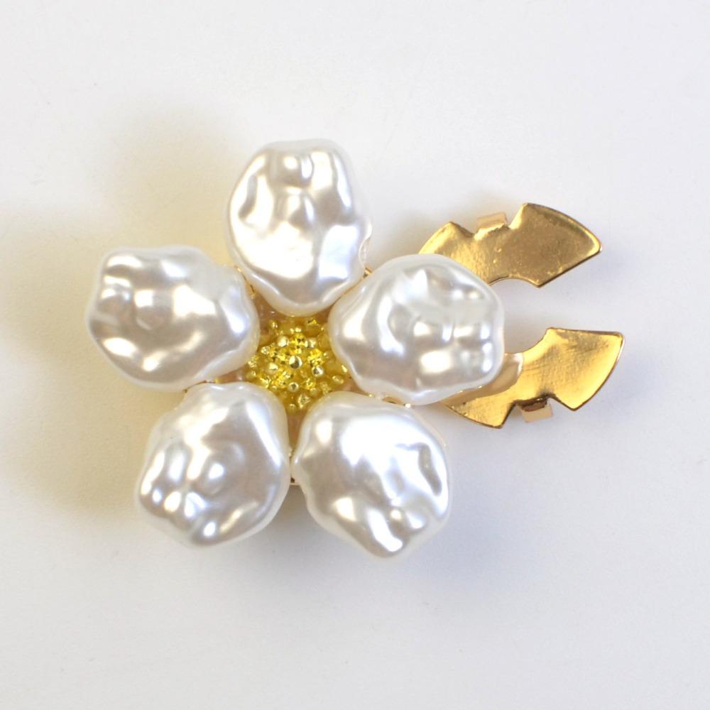 Gifts Flower Flower Cufflinks Pearl DIY Shirt Button Clip Beads Sewing Accessories Button Cover Formal Attire білий
Gifts Flower Flower Cufflinks Pearl DIY Shirt Button Clip Beads Sewing Accessories Button Cover Formal Attire білий