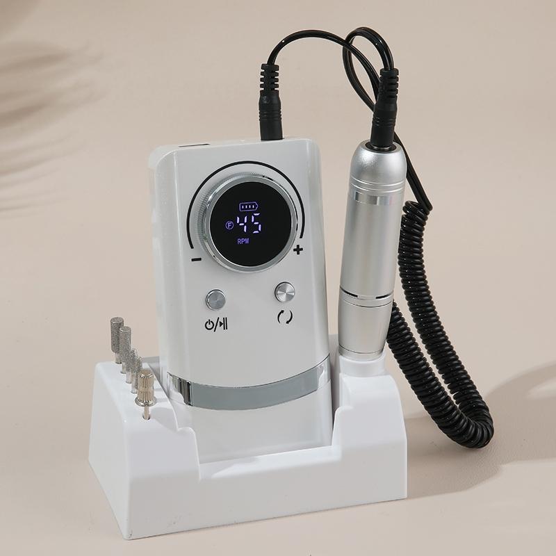 2024 Новый 45000 об/мин портативный маникюрный станок перезаряжаемая электрическая пилка для ногтей с HD LCD дисплеем профессиональный полировщик ногтей белый
2024 Новый 45000 об/мин портативный маникюрный станок перезаряжаемая электрическая пилка для ногтей с HD LCD дисплеем профессиональный полировщик ногтей белый