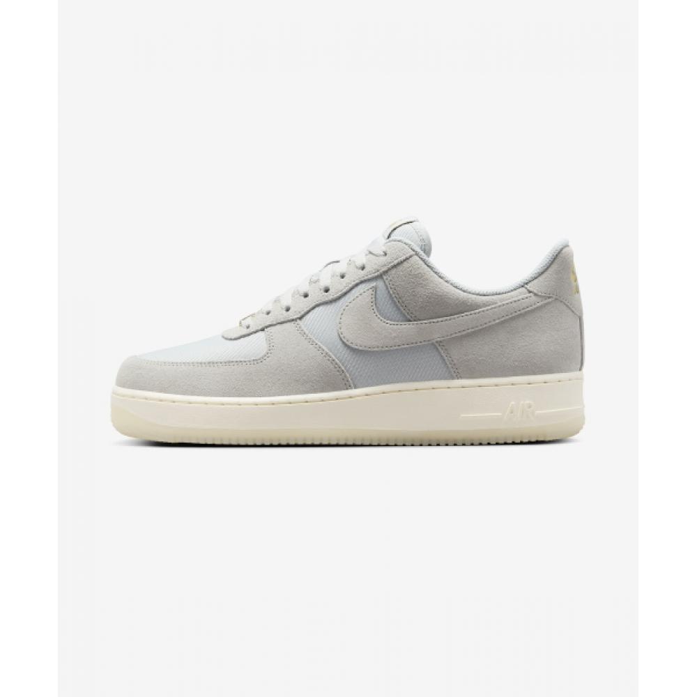 Nike Air Force 1 07 Lv8 M светло-дымчатый серый металлик золотистый бледно-слоновая кость Fz5222 001 255
Nike Air Force 1 07 Lv8 M светло-дымчатый серый металлик золотистый бледно-слоновая кость Fz5222 001 255