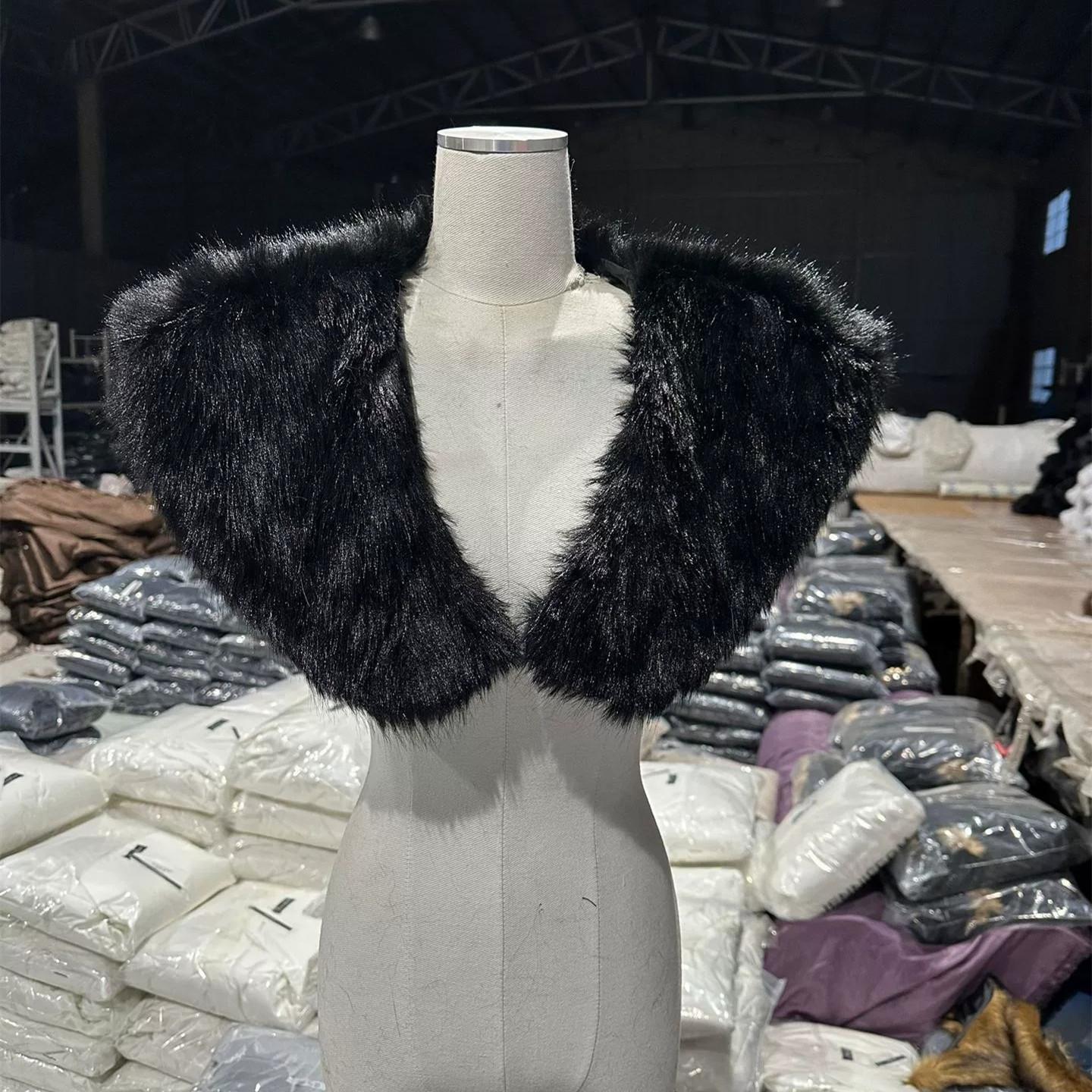 2025 Winter Fur Collar Faux Medieval Warrior Viking Fur Scarf Shawl Man Halloween Cosplay Faux Fur Scarf Costume One Size
2025 Winter Fur Collar Faux Medieval Warrior Viking Fur Scarf Shawl Man Halloween Cosplay Faux Fur Scarf Costume One Size