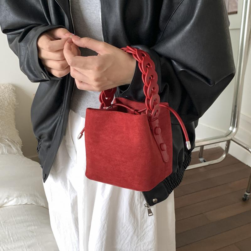 Autumn Winter Women s Red Handbags French Texture Faux Suede One Shoulder Crossbody Bags Chic Elegant Party Mini Clutch Mini(Max Length<20cm) красный
Autumn Winter Women s Red Handbags French Texture Faux Suede One Shoulder Crossbody Bags Chic Elegant Party Mini Clutch Mini(Max Length<20cm) красный