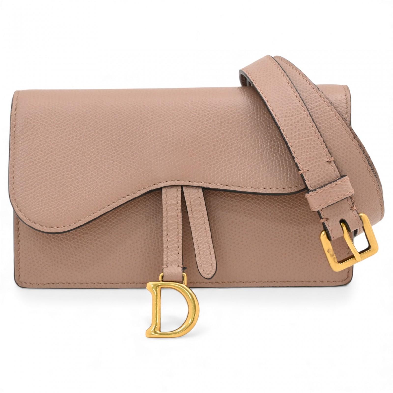 Auth DIOR Saddle Belt Pouch Waist Bag Pink Beige di9550hy
Auth DIOR Saddle Belt Pouch Waist Bag Pink Beige di9550hy