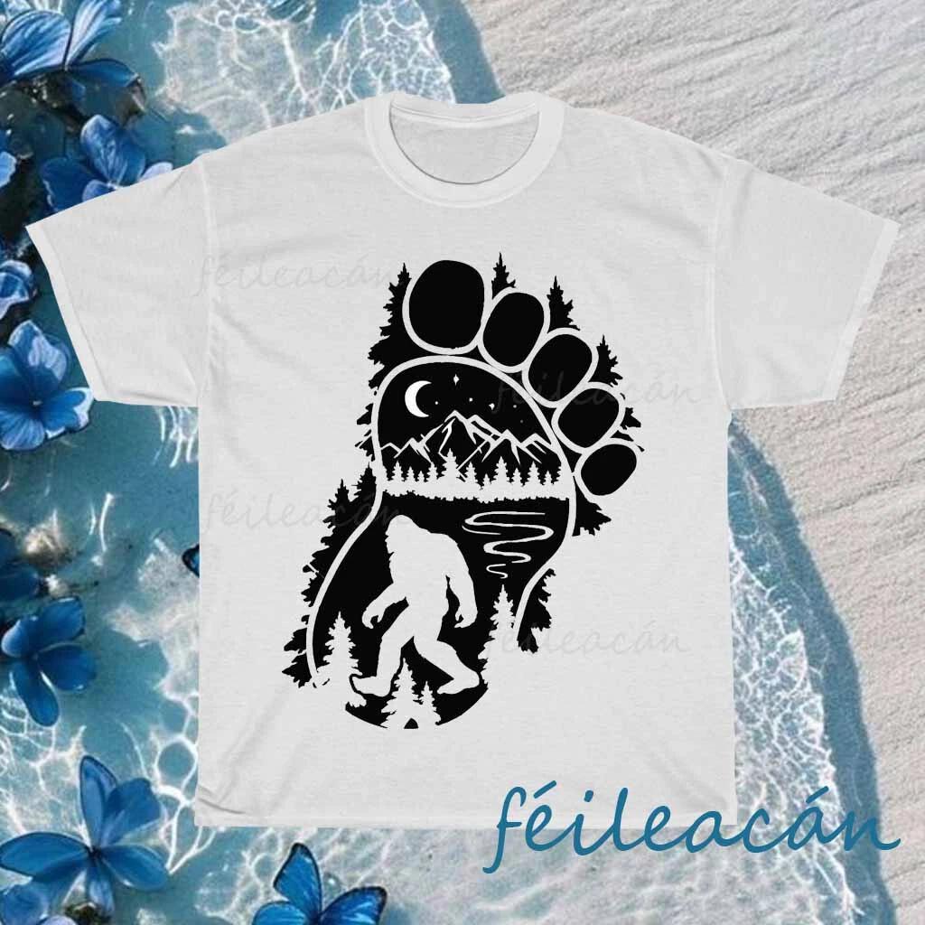 Bigfoot sasquatch outdoor Mountain Logo American T-Shirt Funny Size S to 5XL L
Bigfoot sasquatch outdoor Mountain Logo American T-Shirt Funny Size S to 5XL L