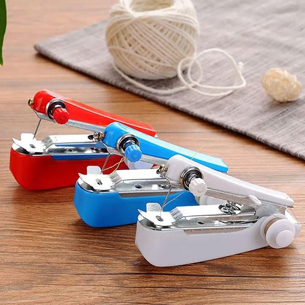 Portable Sewing Machine Small Handheld Multifunction Household Simple Needlework Manual Cutting Machine Repair Clothing Fabrics
Portable Sewing Machine Small Handheld Multifunction Household Simple Needlework Manual Cutting Machine Repair Clothing Fabrics