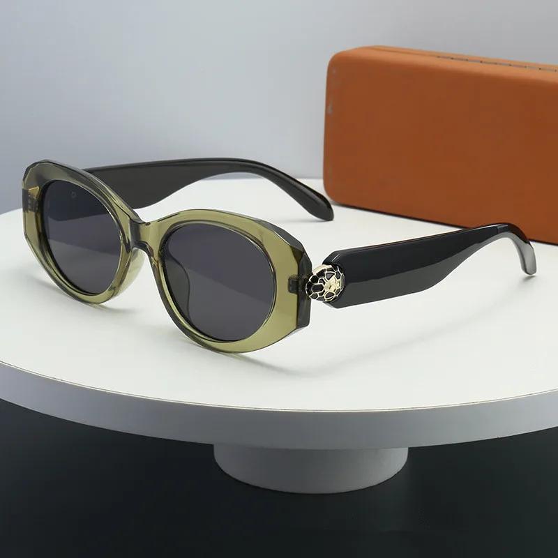 Trendy Irregular Square Designer Sunglasses for Women Unique and Stylish Fashion Sun Glasses Asymmetric Colorful Outdoor Shades зелений
Trendy Irregular Square Designer Sunglasses for Women Unique and Stylish Fashion Sun Glasses Asymmetric Colorful Outdoor Shades зелений