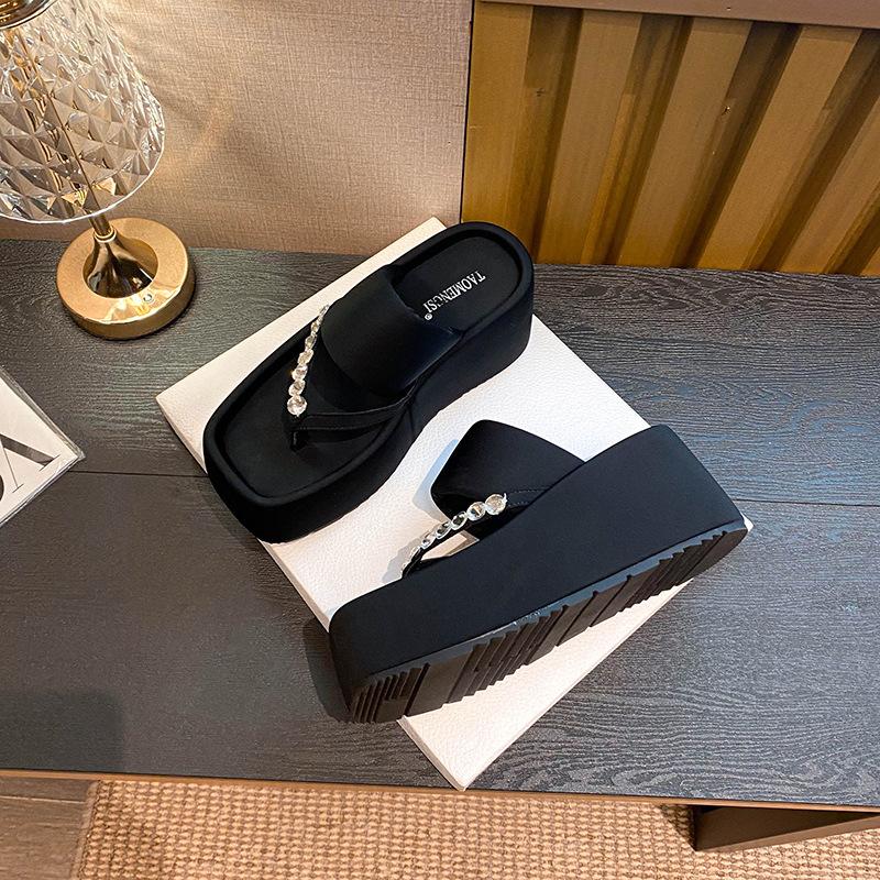 976150 пар толстоподошвенных шлепанцев с камнями-стразами на носке, толстоподошвенные шлепанцы для женской уличной обуви 43
976150 пар толстоподошвенных шлепанцев с камнями-стразами на носке, толстоподошвенные шлепанцы для женской уличной обуви 43