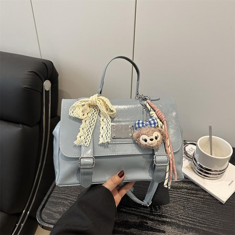 2025 fashion jk pain bag regular school supply large capacity transparent portable double shoulder women s bag casual oblique span bag
2025 fashion jk pain bag regular school supply large capacity transparent portable double shoulder women s bag casual oblique span bag
