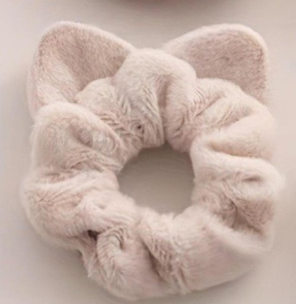 Premium Mulberry Silk Scrunchies, Gentle Hair Ties for Women бежевий
Premium Mulberry Silk Scrunchies, Gentle Hair Ties for Women бежевий