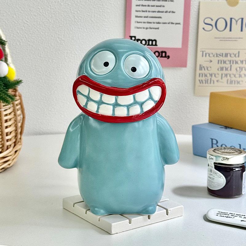 High-value birthday gifts for classmates and teachers in the school season, funny ceramic mugs for girlfriends, practical souvenir boxes 401-500ml
High-value birthday gifts for classmates and teachers in the school season, funny ceramic mugs for girlfriends, practical souvenir boxes 401-500ml