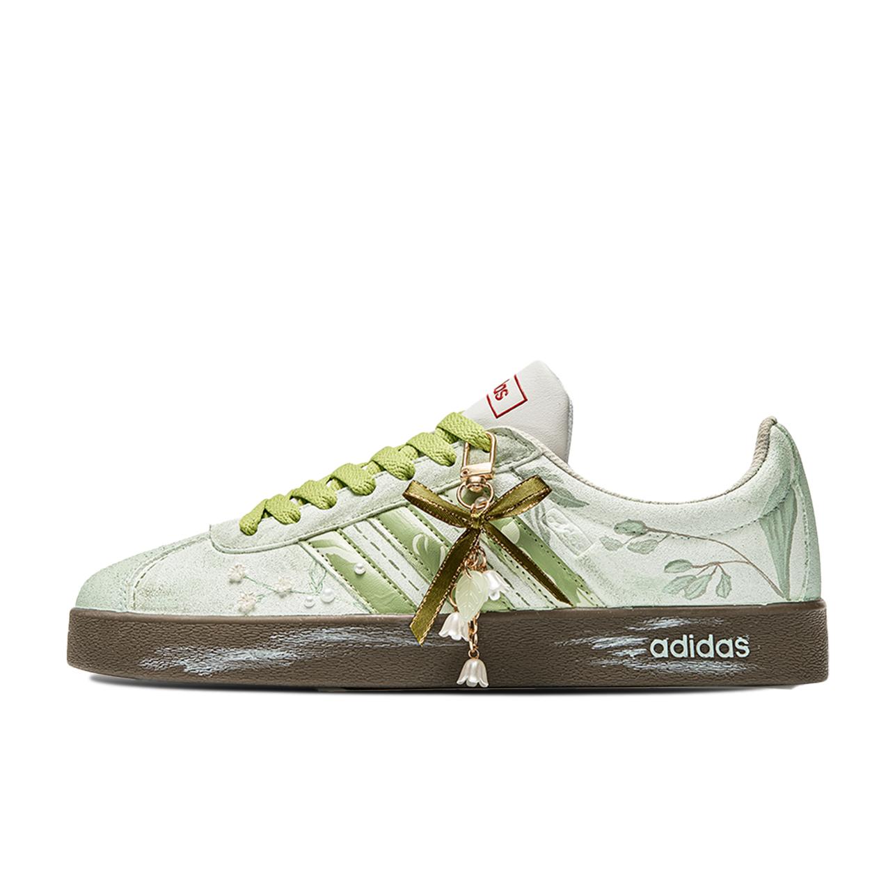 Adidas Neo VL Court 2.0 Free Panda, Lin Lan Chun Дихаючі Низькі Скейтбордичні Кросівки Унісекс Біло-Зелені HQ1802(Команда202-) 44⅔
Adidas Neo VL Court 2.0 Free Panda, Lin Lan Chun Дихаючі Низькі Скейтбордичні Кросівки Унісекс Біло-Зелені HQ1802(Команда202-) 44⅔