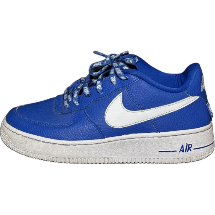 Nike Air Force 1 LV8 Low GS Game Royal 820438-403 38.5
Nike Air Force 1 LV8 Low GS Game Royal 820438-403 38.5