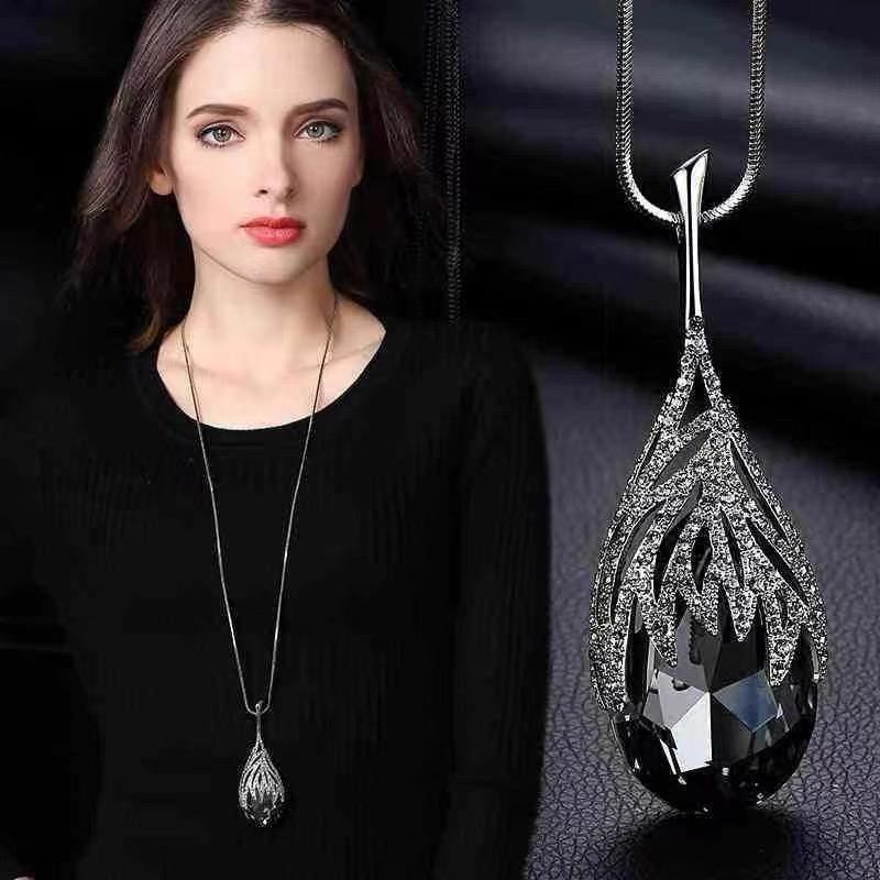 Вишукані чорні кришталеві довгі намиста з підвісками для жінок Collier Femme Круглий чокер для светра Шия Шия Colar Максі Модні прикраси
Вишукані чорні кришталеві довгі намиста з підвісками для жінок Collier Femme Круглий чокер для светра Шия Шия Colar Максі Модні прикраси