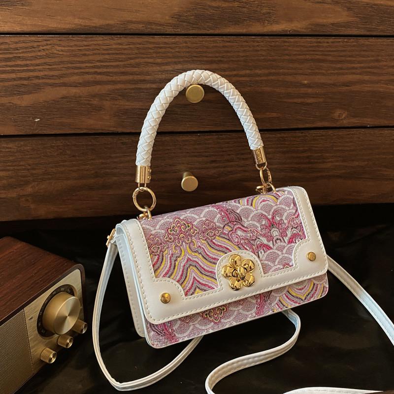 Fashionable Women s Small Square Crossbody Bag With Unique Color Combinations White Pink
Fashionable Women s Small Square Crossbody Bag With Unique Color Combinations White Pink