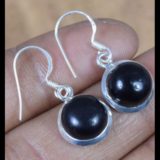 Black Onyx Round Gemstone 925 Silver Earrings Handmade Earrings Women Drop Earrings Minimalist Jewelry
Black Onyx Round Gemstone 925 Silver Earrings Handmade Earrings Women Drop Earrings Minimalist Jewelry