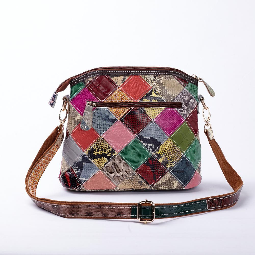 Настоящая кожа: Женская сумка с узором под змею, красочная сумка через плечо с кисточкой-цветком, персонализированная сумка под мышкой разноцветный
Настоящая кожа: Женская сумка с узором под змею, красочная сумка через плечо с кисточкой-цветком, персонализированная сумка под мышкой разноцветный
