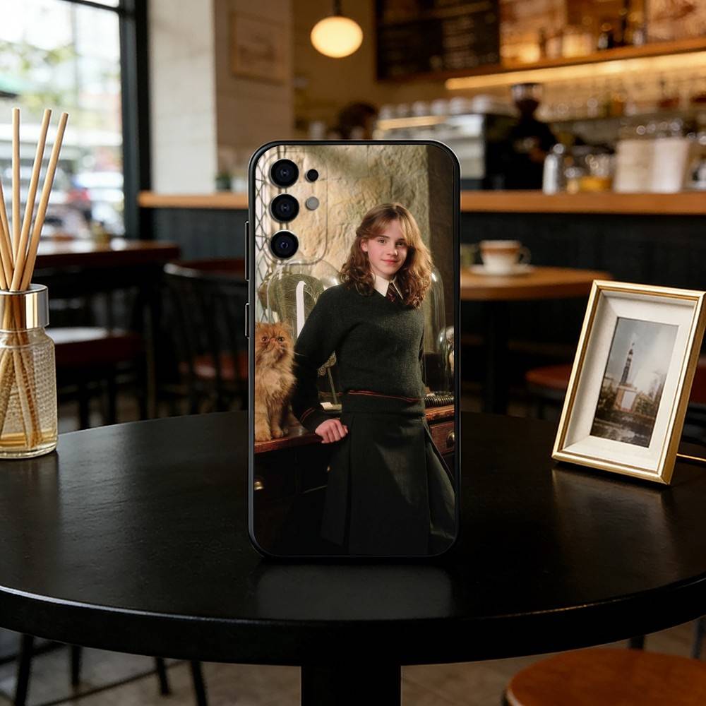 Emma Watson Phone Case Black Silicone Soft For Samsung S25,S24,S21,S22,S23,S30,Ultra,S20,Plus,Fe,Lite Samsung S20plus5G
Emma Watson Phone Case Black Silicone Soft For Samsung S25,S24,S21,S22,S23,S30,Ultra,S20,Plus,Fe,Lite Samsung S20plus5G