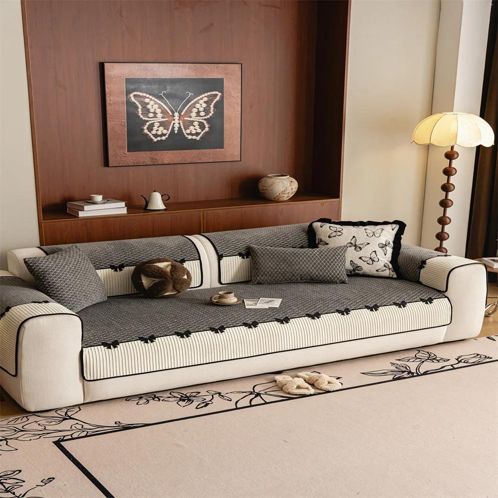 Fabric Four Seasons Universal Non-Slip Sofa Cushion Modern Simple Combination Sofa Cushion Cover Cover Towel 45x45cm pillowcase
Fabric Four Seasons Universal Non-Slip Sofa Cushion Modern Simple Combination Sofa Cushion Cover Cover Towel 45x45cm pillowcase