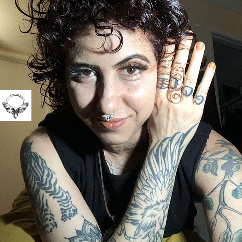 Single Nose Piercing Jewelry Women Piercing Gold And Silver Nose Ring Alloy Moth C Shaped
Single Nose Piercing Jewelry Women Piercing Gold And Silver Nose Ring Alloy Moth C Shaped