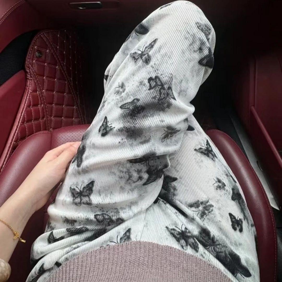 Женские брюки с широкими штанинами, ледяной шелк, бабочки, tie-dye, стиль каллиграфии M (recommended for 40-55 kg) белый
Женские брюки с широкими штанинами, ледяной шелк, бабочки, tie-dye, стиль каллиграфии M (recommended for 40-55 kg) белый