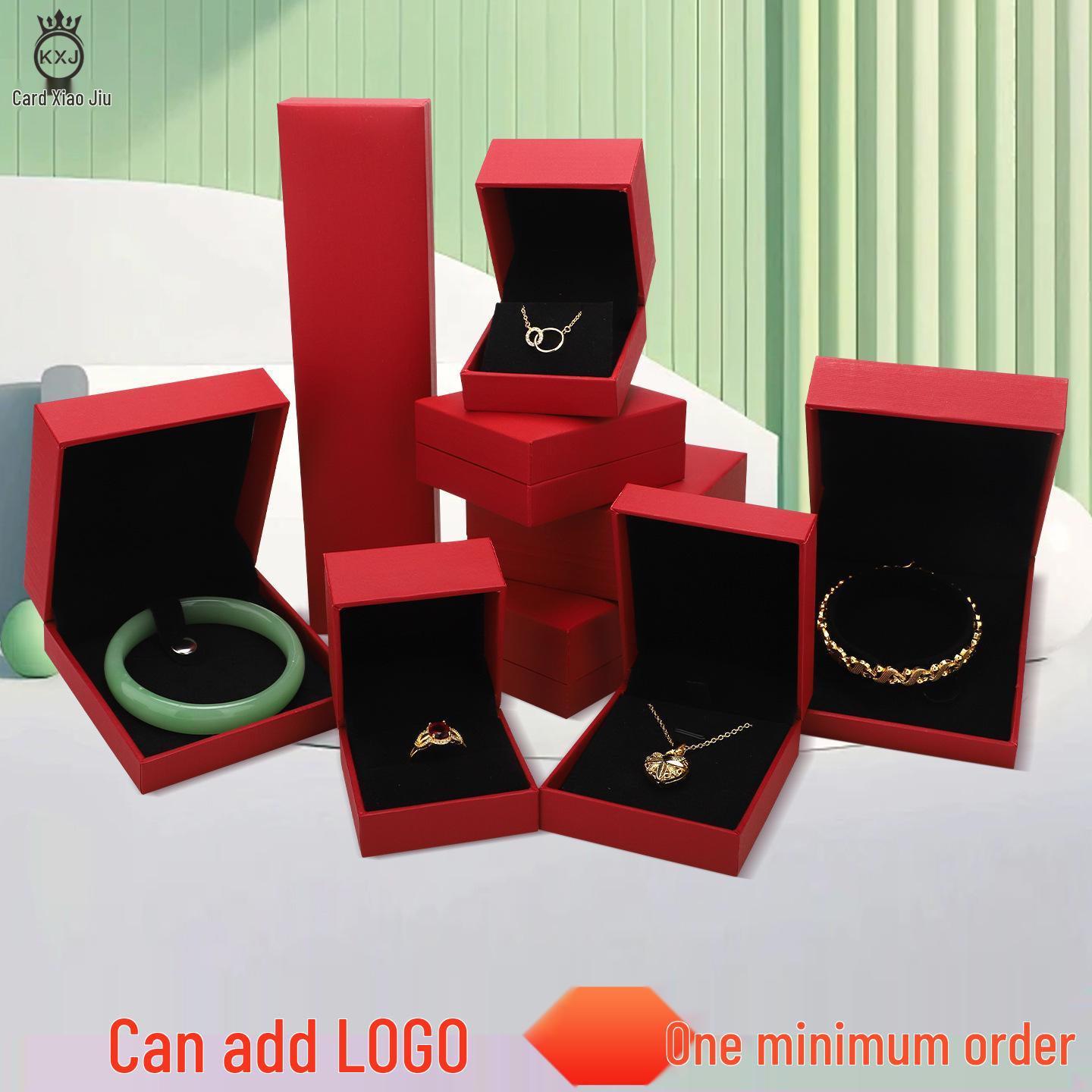 Red Leather-Grained Jewelry Box with Black Background for Rings, Pendants, Earrings, Bracelets, and Necklaces, Customizable with Logo. 22 variant F15-35
Red Leather-Grained Jewelry Box with Black Background for Rings, Pendants, Earrings, Bracelets, and Necklaces, Customizable with Logo. 22 variant F15-35