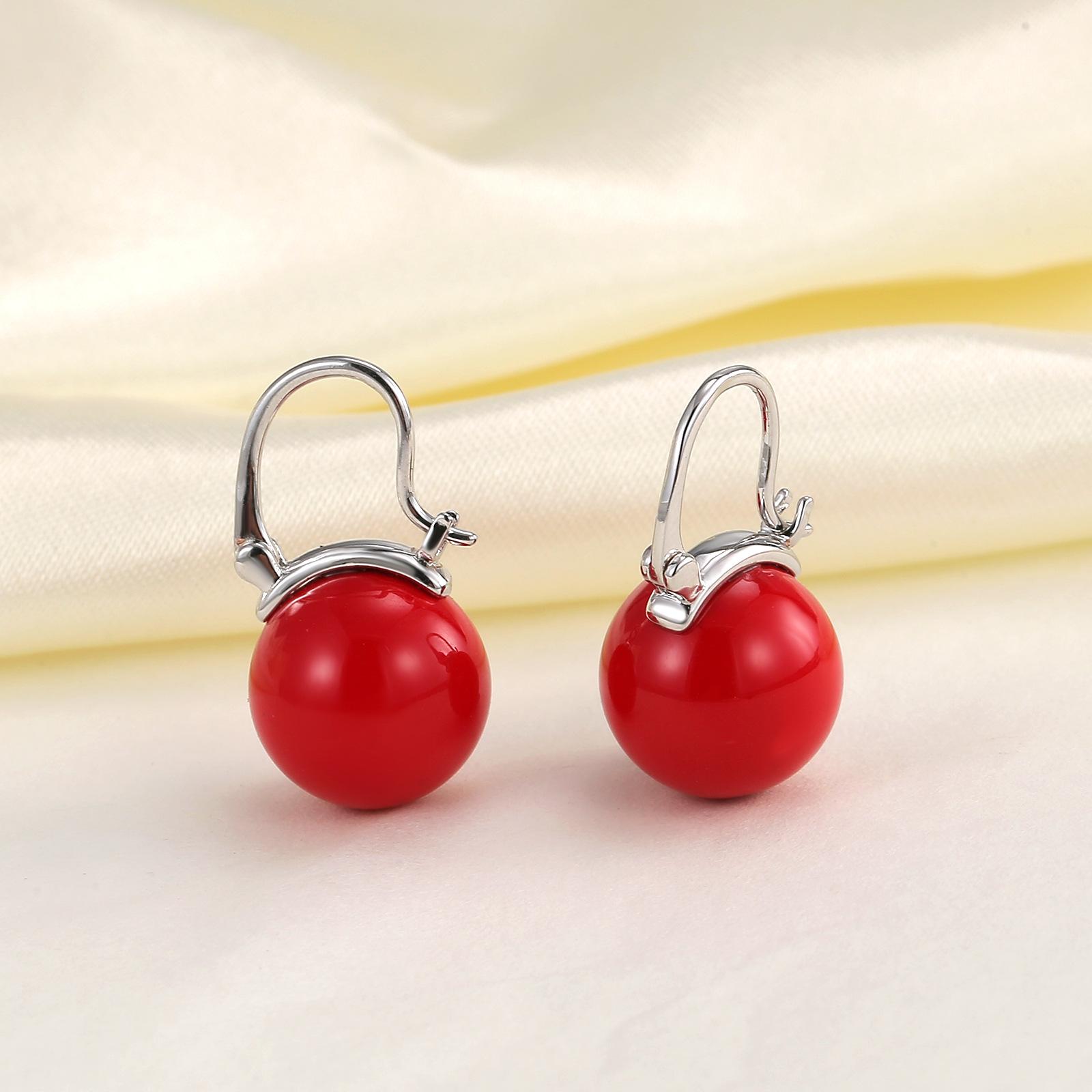 Новое модное ретро металлическое кольцо жемчуг ниша темперамент универсальный дизайн смысл простые серьги мода
Новое модное ретро металлическое кольцо жемчуг ниша темперамент универсальный дизайн смысл простые серьги мода