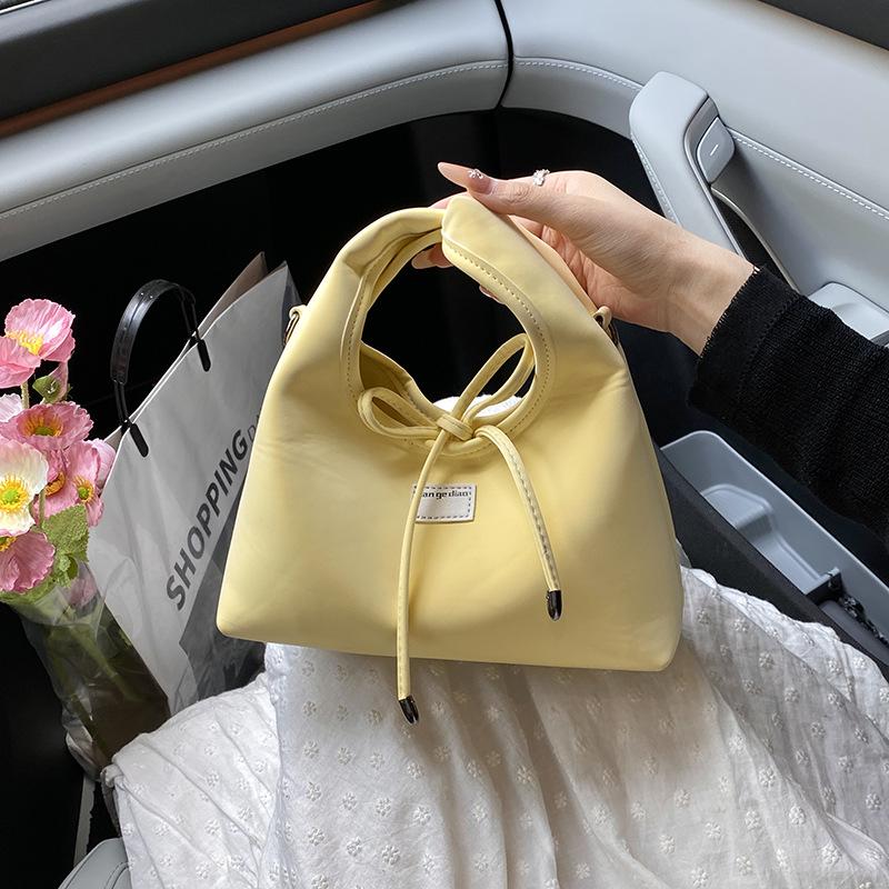 Niche wrist bag women s 2025 summer new milk huhu dumpling bag large capacity shoulder messenger bag синій
Niche wrist bag women s 2025 summer new milk huhu dumpling bag large capacity shoulder messenger bag синій